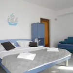 Seaside * Dugi Rat
